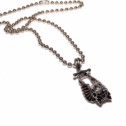 schedel en vleugels ketting