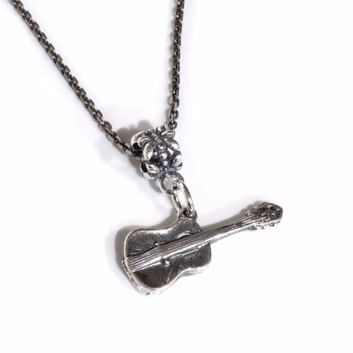 Zilveren gitaar hanger