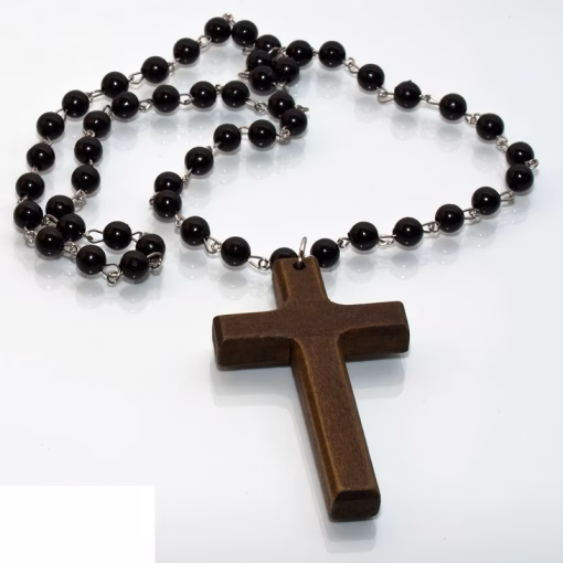 Grote houten kruisketting