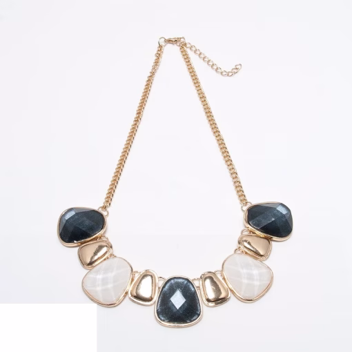 Opzichtige glamour-sieraden